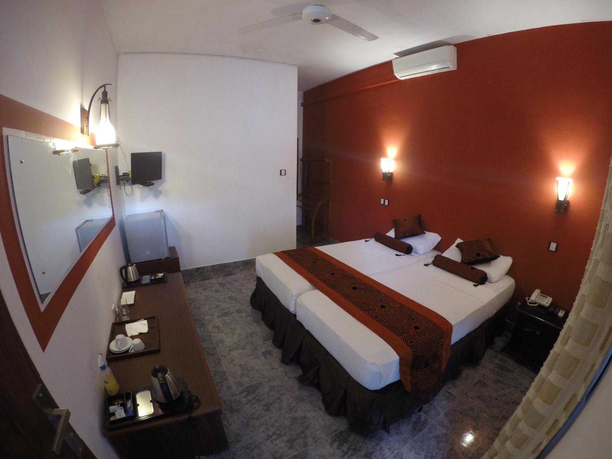 קנדי Hotel Sunray מראה חיצוני תמונה
